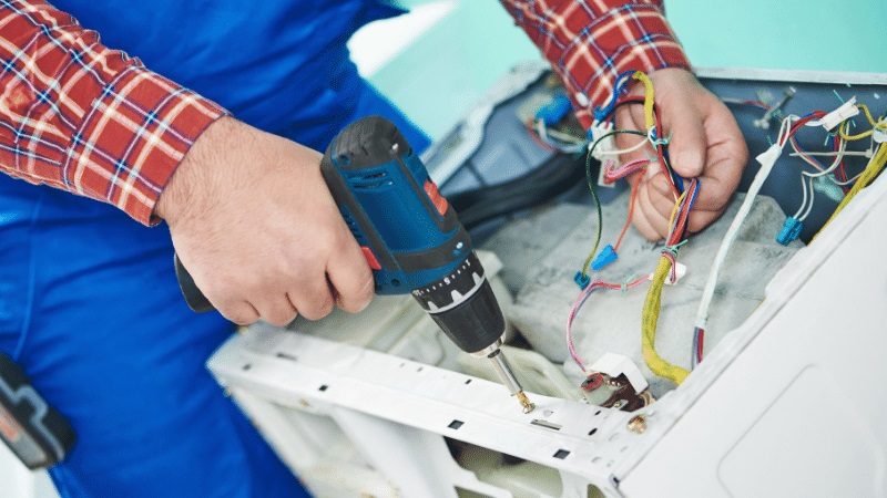 Yunusemre Westinghouse Westinghouse çamaşır makinesi kart tamiri – Su almama arızası orijinal parça ile giderildi. - Teknik servis örneği